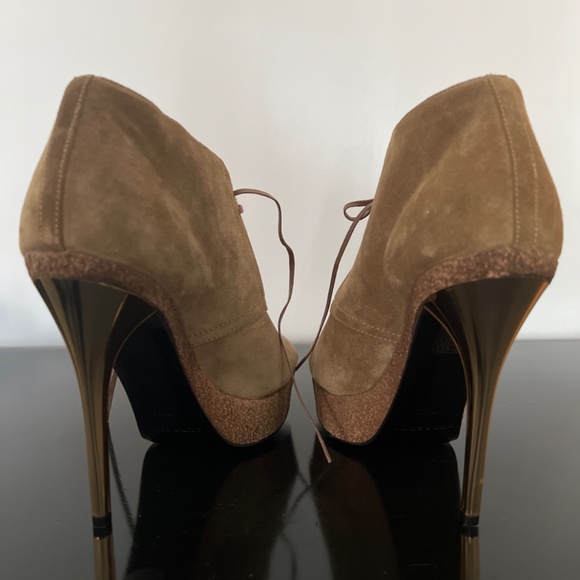 Burberry Stiletto Bootie - Picture 2 of 5